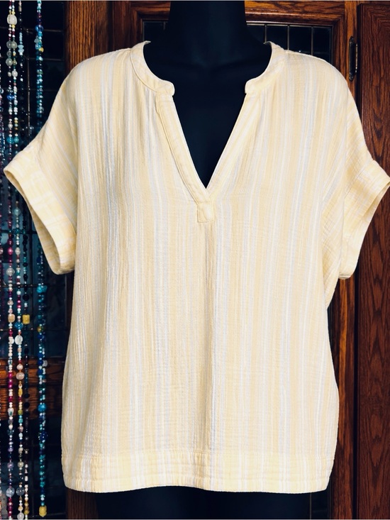 L.L. Bean Tops - L.L.Bean Cloud Gauze Short Sleeve Shirt yellow striped pattern v-neckline lg